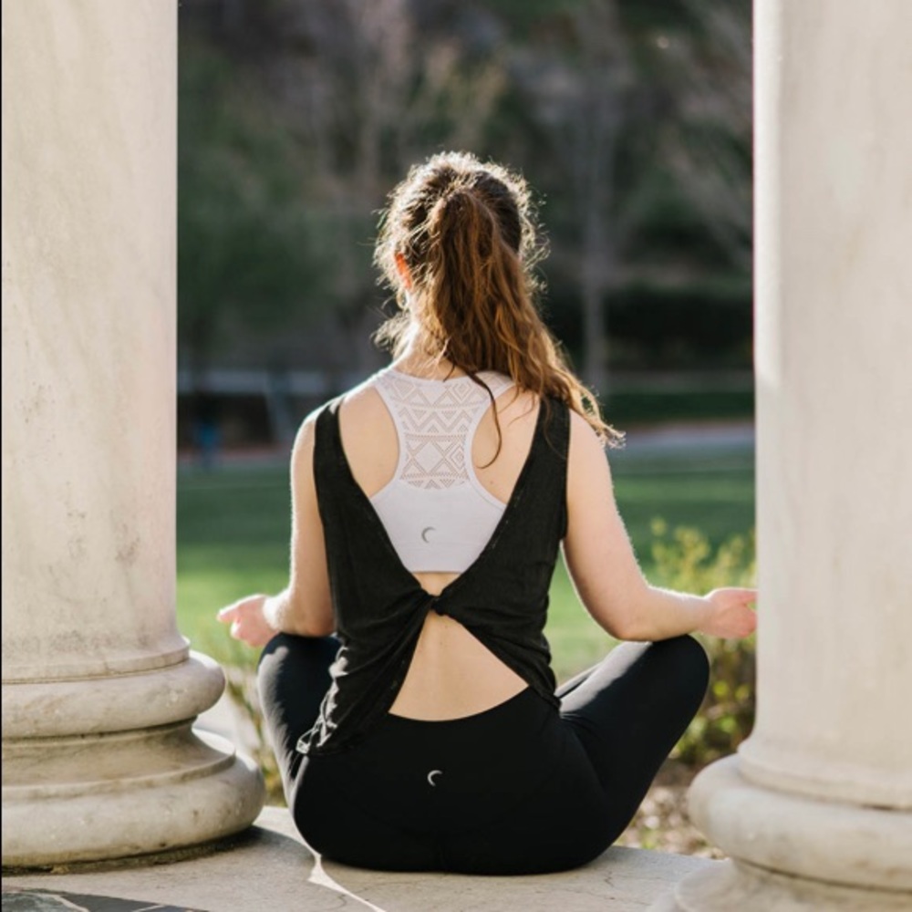 Zyia Black Twist Slouch Tank